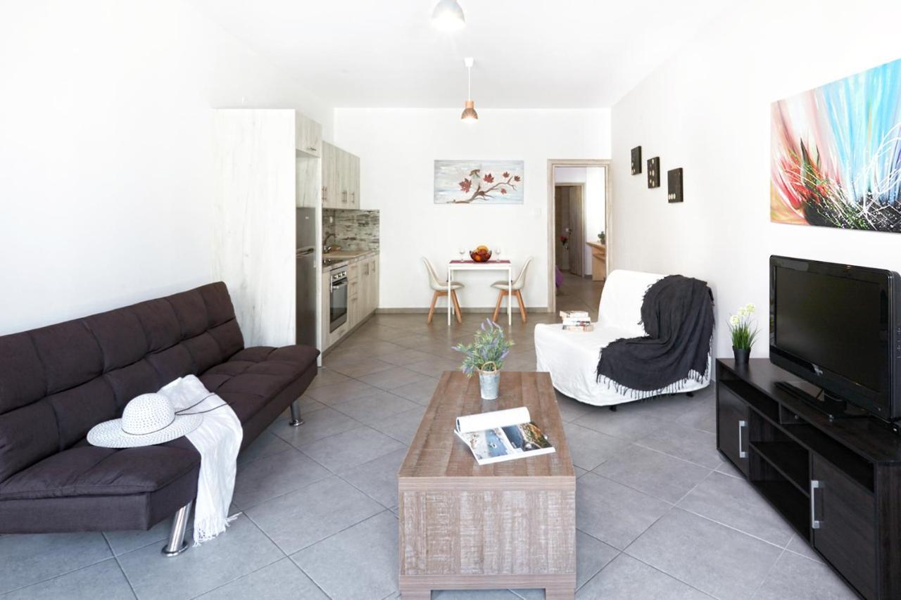 Stenaki Skiathos Town Bagian luar foto